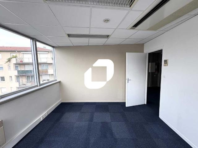 Vente bureaux Lyon 3 Part Dieu Proche gare, tram et métro