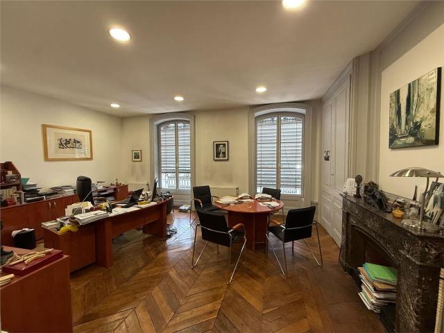 Vente bureaux Lyon 2 Quai Jean Moulin proche métro Cordeliers