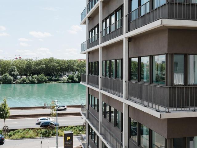 Vente bureaux Lyon 2 Quartier Confluence Proximité A6, tramway et gare Perrache