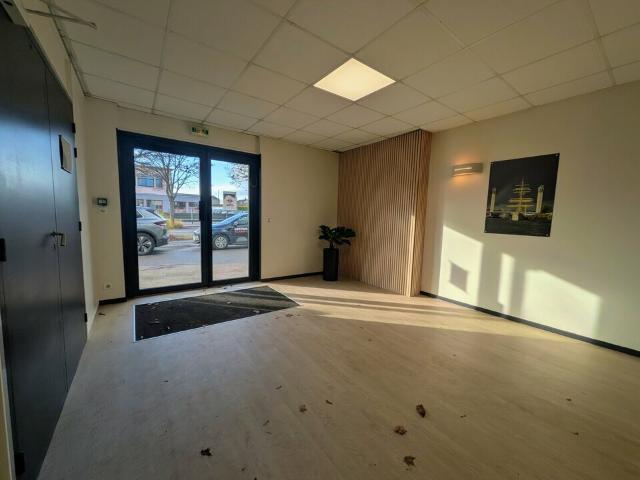 Vente bureaux Le Petit Quevilly Proche boulevard très fréquenté