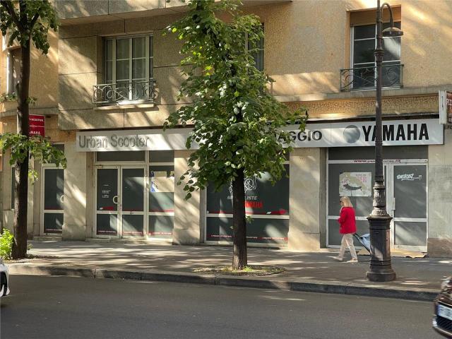 Vente bureaux Paris 15 Proche RER C, métro Convention et Pont Mirabeau