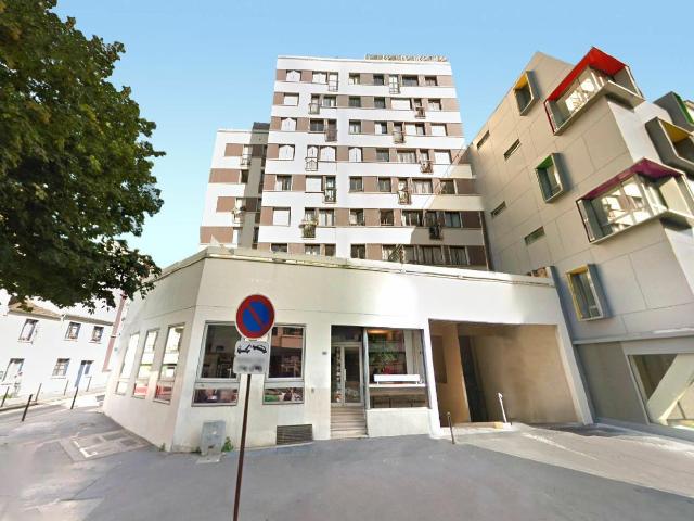 Vente bureaux Paris 20 Proche transports en commun