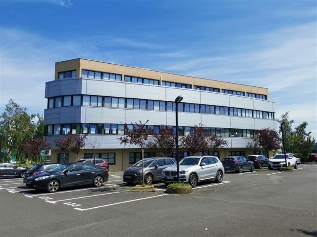 Vente bureaux Saint Malo Proche RD137, bus et gare TGV