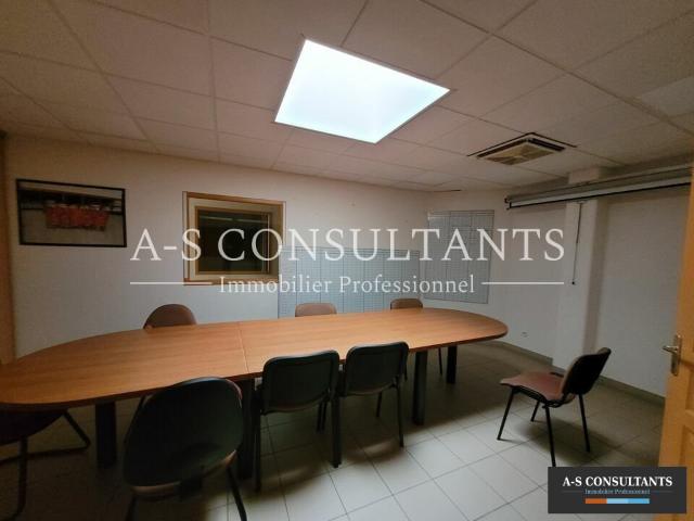 Vente bureaux Saint Pierre de Boeuf Proche autoroute A7 et D1086