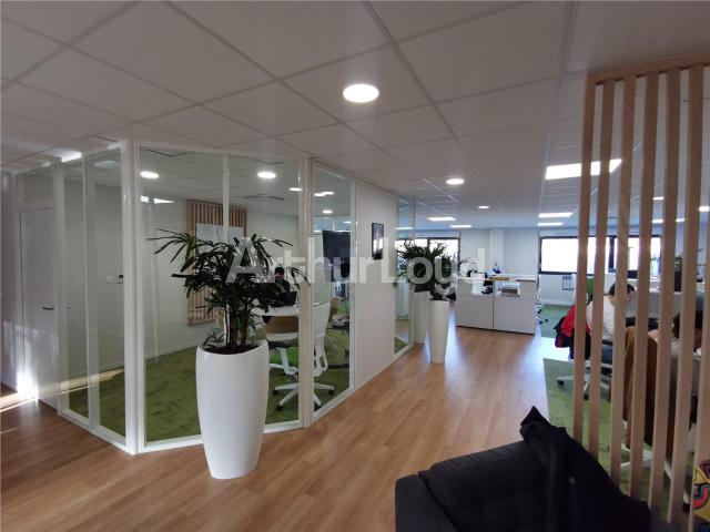 Vente bureaux Sars et Rosières Accès direct A23 entre Lille et Valenciennes