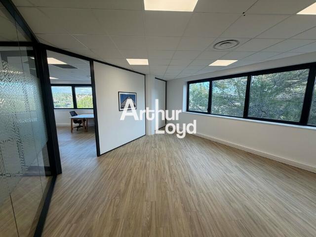 Vente bureaux Sophia Antipolis Quartier des Lucioles, proche autoroute A8