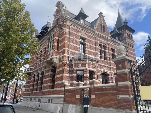 Vente bureaux Valenciennes Rond point stratégique et proche centre ville