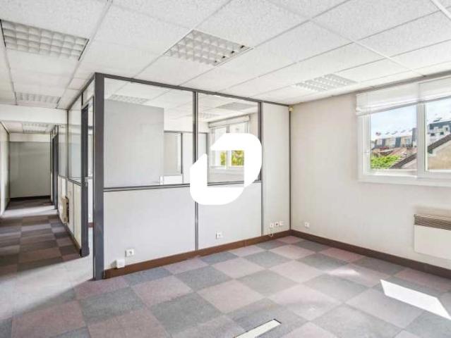 Vente bureaux Villeparisis Proche gare et RER B
