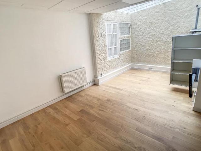 Vente Bureaux 0 pièces 190 m2 Paris 9ème