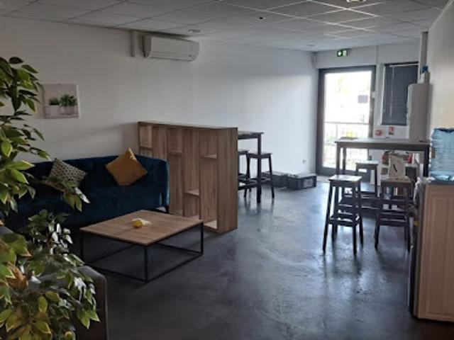Vente Bureaux 14 pièces 347 m2 Artigues près Bordeaux