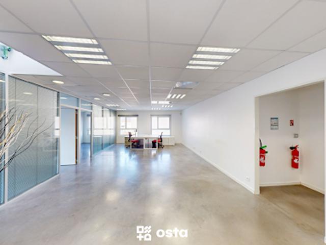 Vente Bureaux 162.1 m2 La Crau