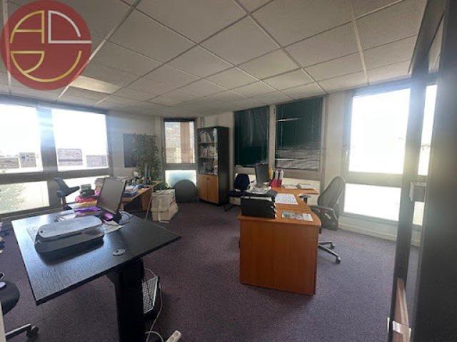 Vente Bureaux 16 pièces 184 m2 Toulouse