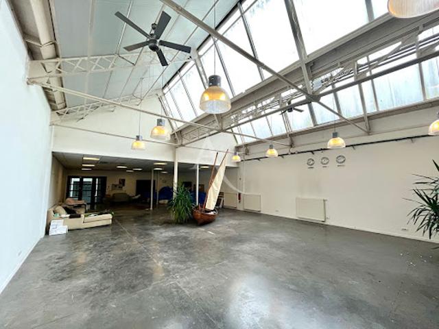 Vente Bureaux 1046 m2 Croix