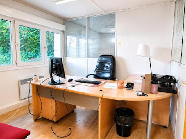 Vente Bureaux 110 m2 Évry Courcouronnes