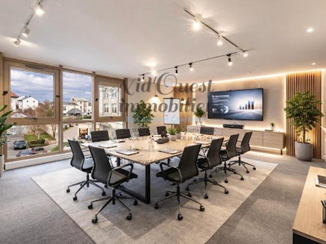 Vente Bureaux 13 pièces 370 m2 Versailles