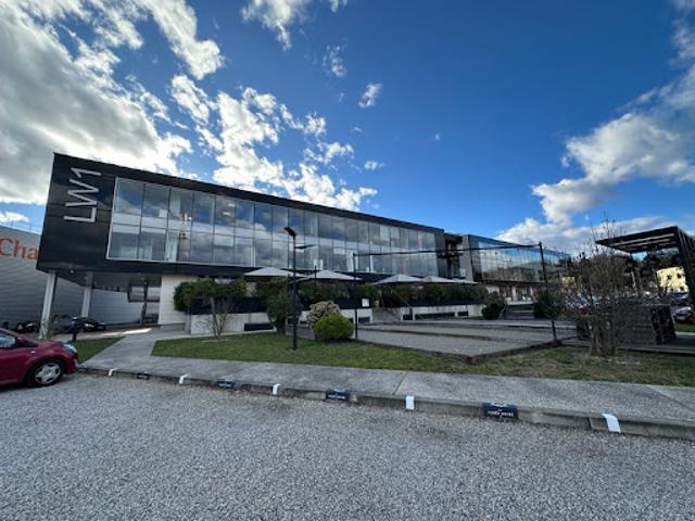 Vente Bureaux 1 pièce 160 m2 Chaponost