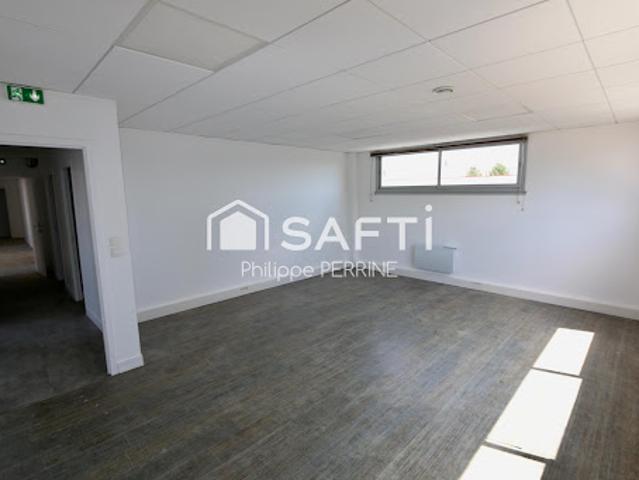Vente Bureaux 1 pièce 46 m2 Douvres la Délivrande
