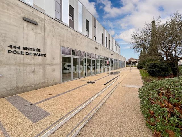 Vente Bureaux 1 pièce 75 m2 Pierrelatte