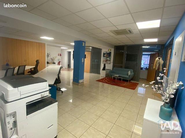 Vente Bureaux 212 m²