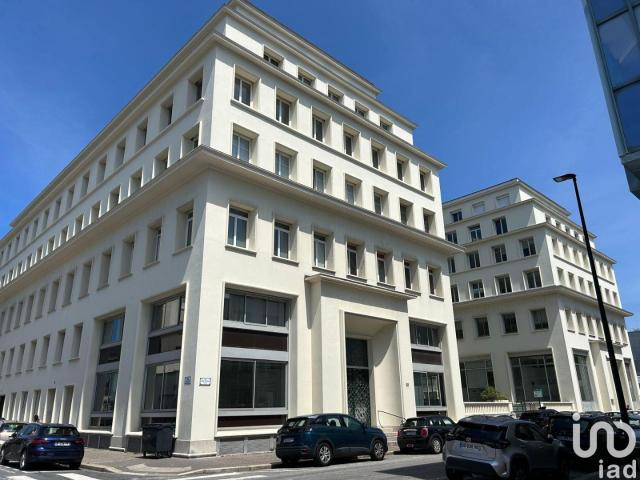 Vente Bureaux 229 m²