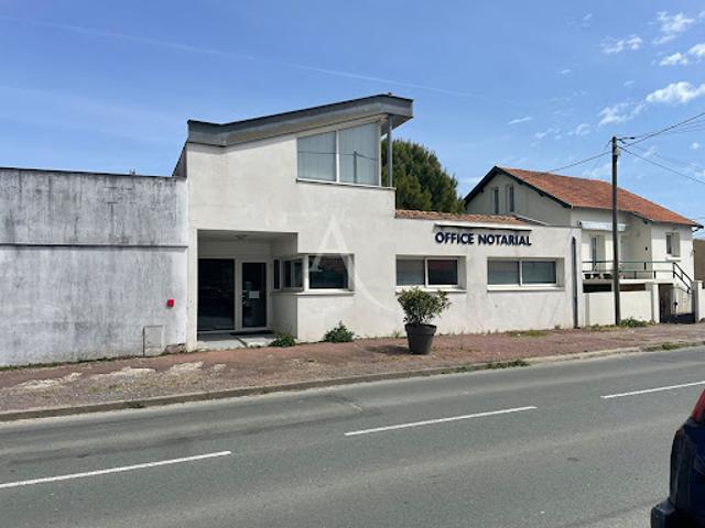 Vente Bureaux 239 m2 Saint Agnant