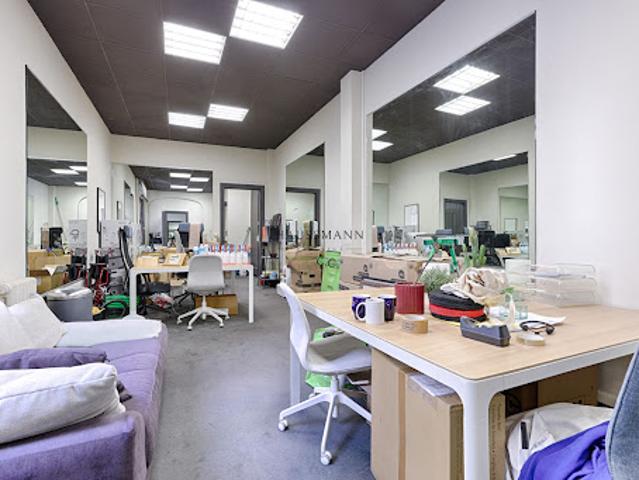 Vente Bureaux 2 pièces 55.96 m2 Paris 8ème