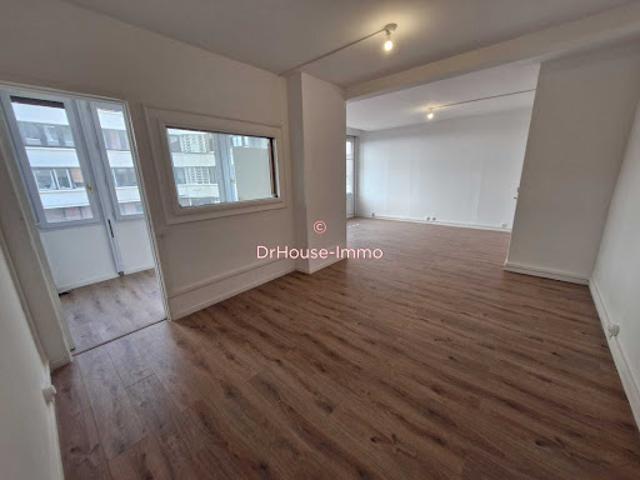Vente Bureaux 2 pièces 75 m2 Toulon