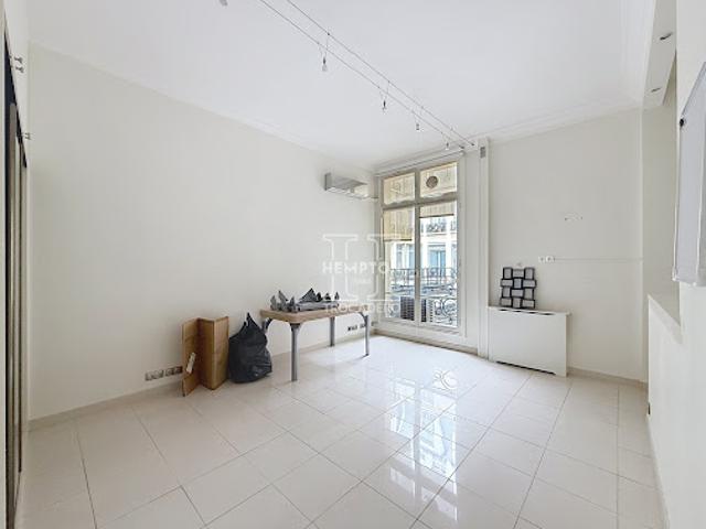Vente Bureaux 0 pièces 35 m2 Paris 8ème