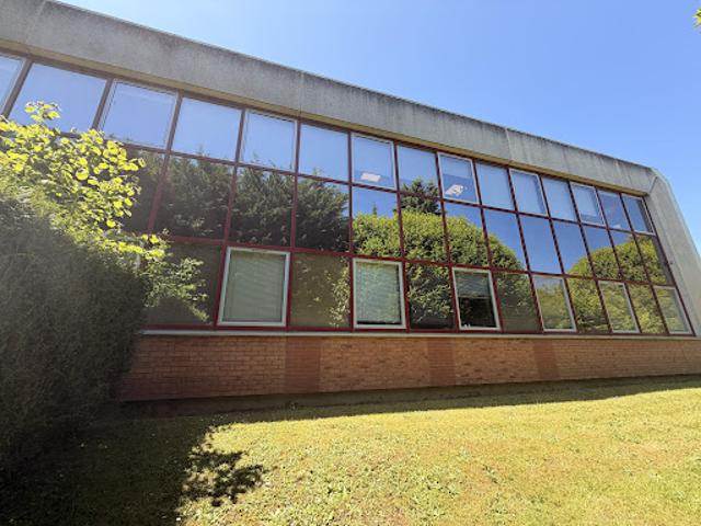 Vente Bureaux 30 pièces 735 m2 Bois Guillaume