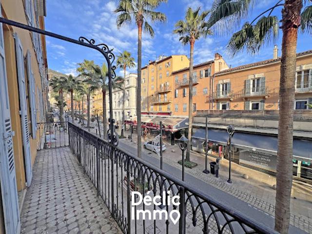 Vente Bureaux 3 pièces 123 m2 Grasse