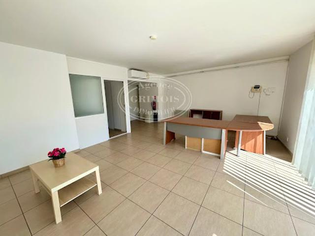 Vente Bureaux 3 pièces 75.37 m2 Lézignan Corbières