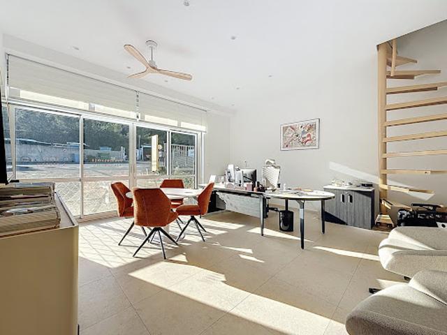 Vente Bureaux 3 pièces 99 m2 Saint raphael
