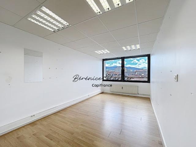 Vente Bureaux 4 pièces 65 m2 Annemasse