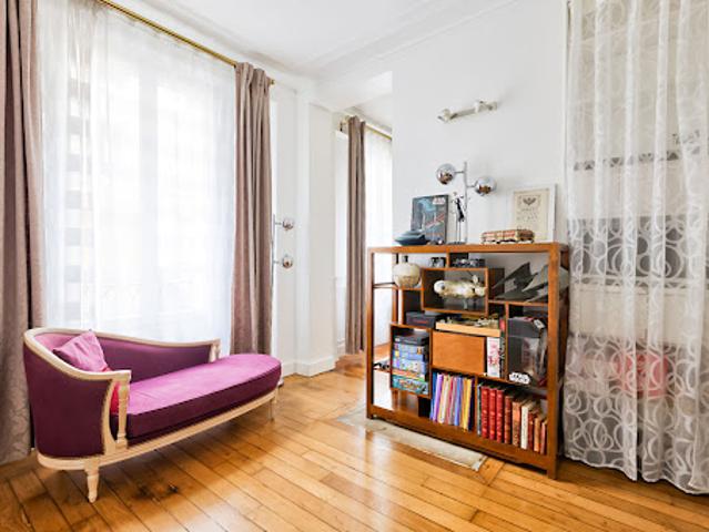 Vente Bureaux 4 pièces 62 m2 Paris 7ème