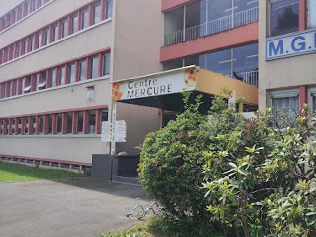 Vente Bureaux 4 pièces 62 m2 Pau