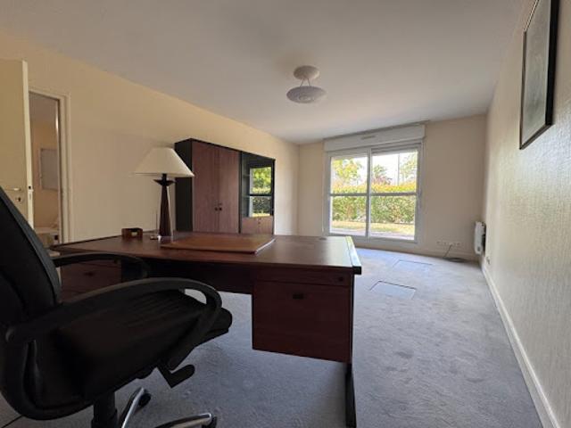 Vente Bureaux 4 pièces 72 m2 Saint Cyr sur Loire