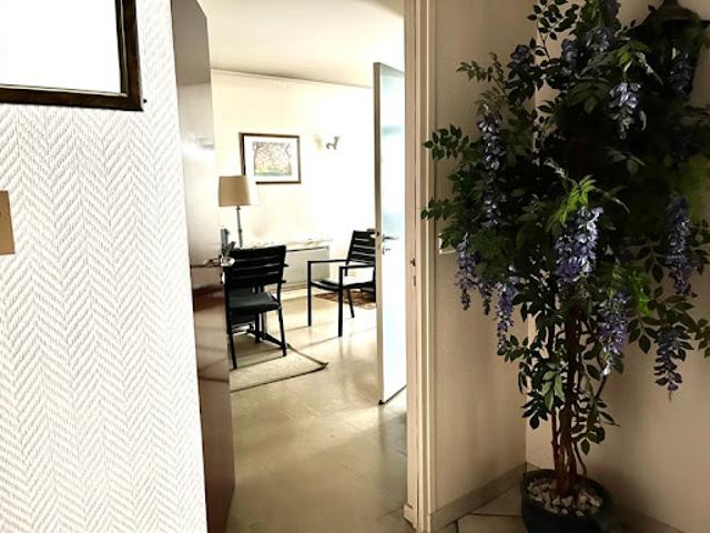 Vente Bureaux 4 pièces 81 m2 Orleans