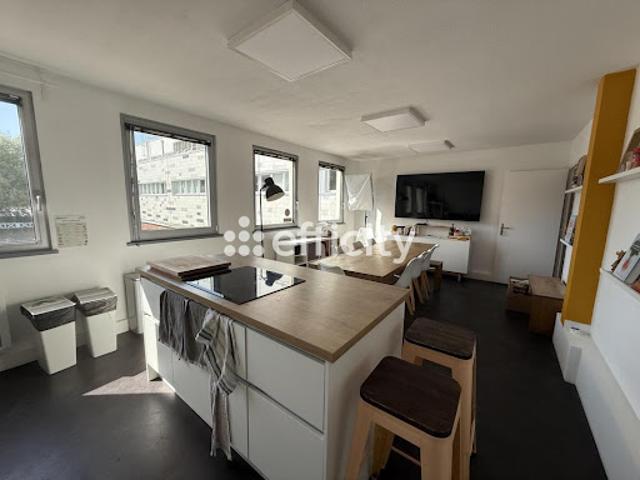 Vente Bureaux 4 pièces 82 m2 Lille