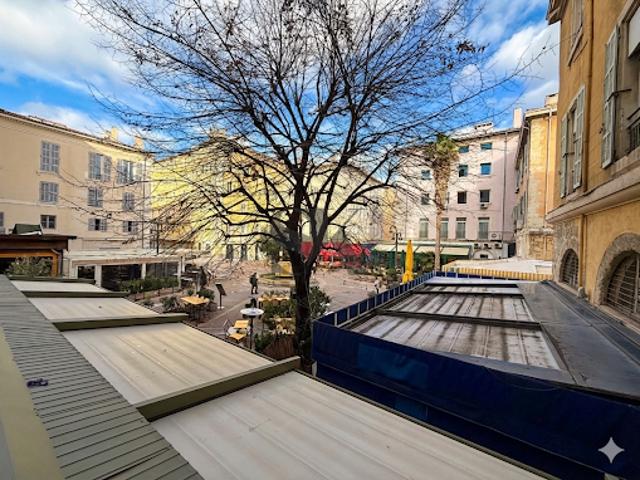 Vente Bureaux 59.15 m2 Marseille 1er