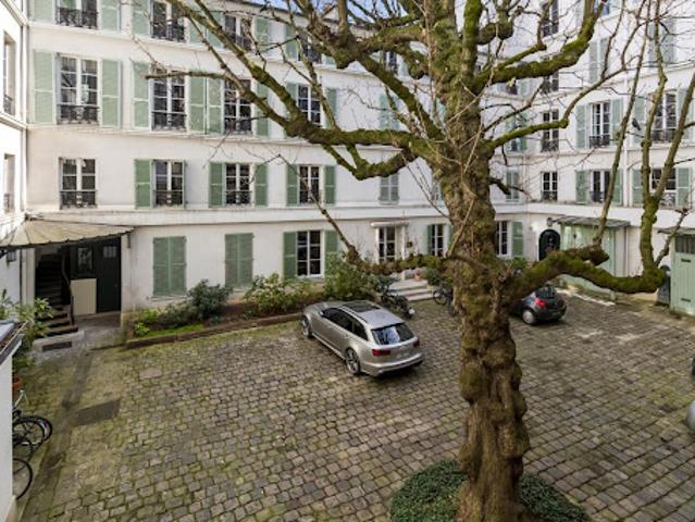 Vente Bureaux 5 pièces 142 m2 Paris 8ème