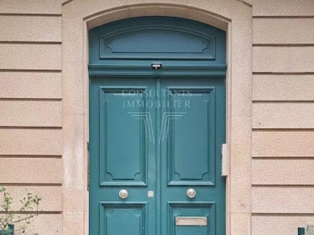 Vente Bureaux 6 pièces 250 m2 Aix en Provence