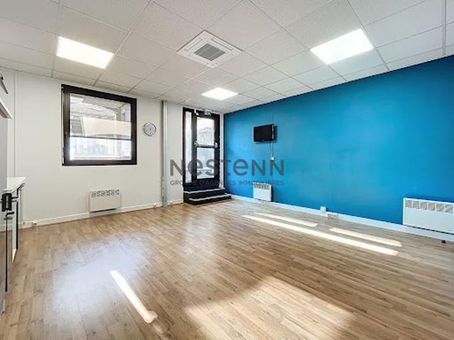 Vente Bureaux 7 pièces 110 m2 Limoges