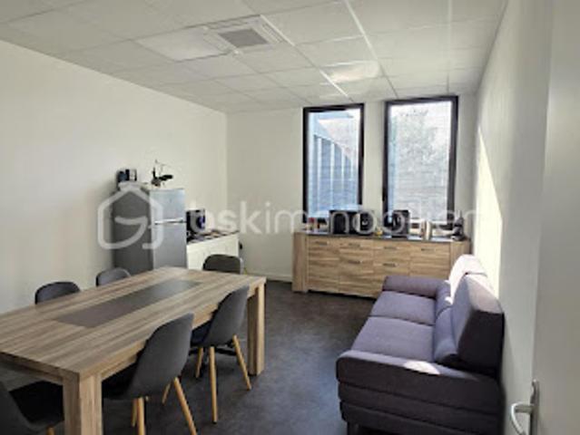 Vente Bureaux 8 pièces 289 m2 Angers