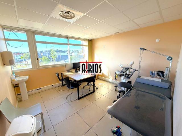 Vente bureau La Valette du Var Centre médical Impérial Santé