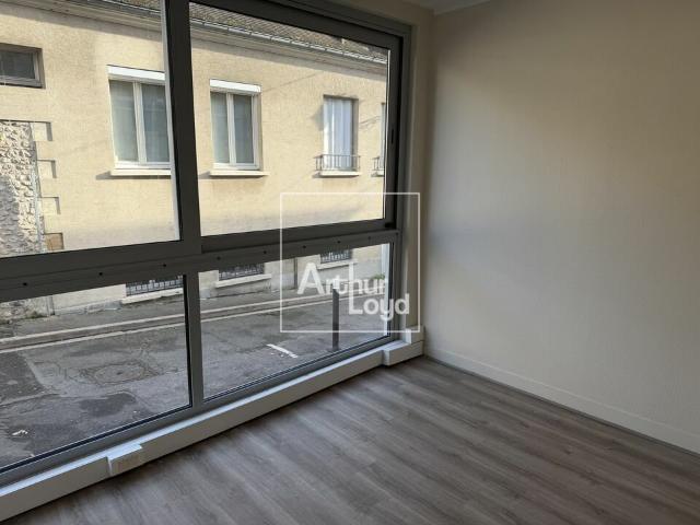 Vente bureau Melun Centre ville, proche RER D