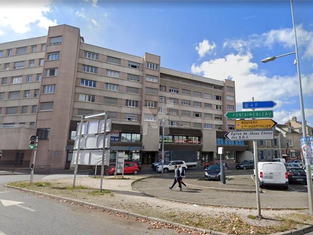 Vente bureau Melun Proche RER et Cité Administrative