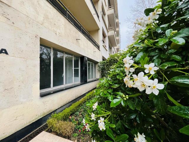 Vente bureau Paris 16 Proche métro Michel Ange Auteuil