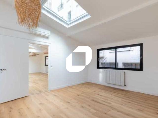 Vente bureau Paris 20 Quartier Ménilmontant proche bus