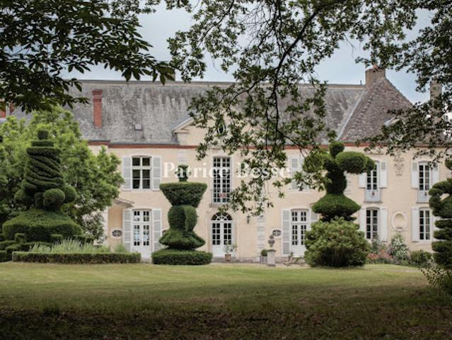 Vente Château 18 pièces 580 m2 Beaune
