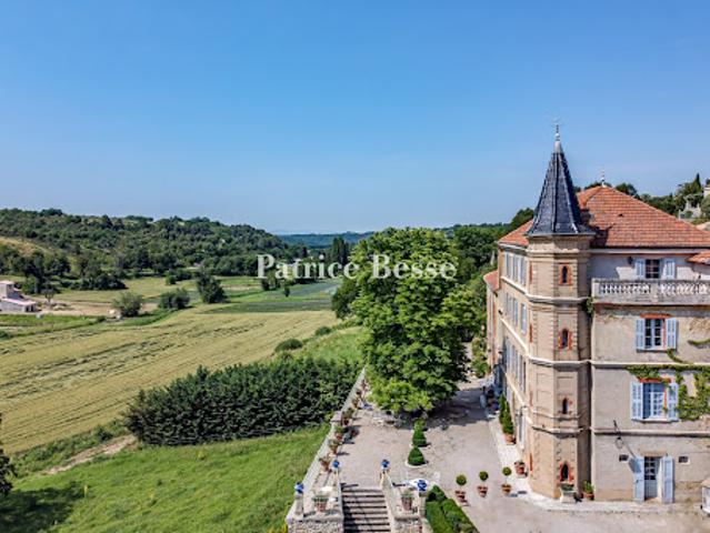 Vente Château 10 pièces 1870 m2 Manosque